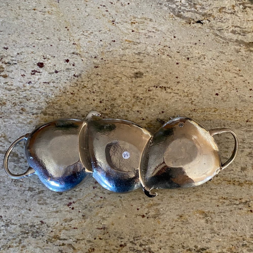 🔥 Metal frog & leaves design dish - Picture 3 of 5